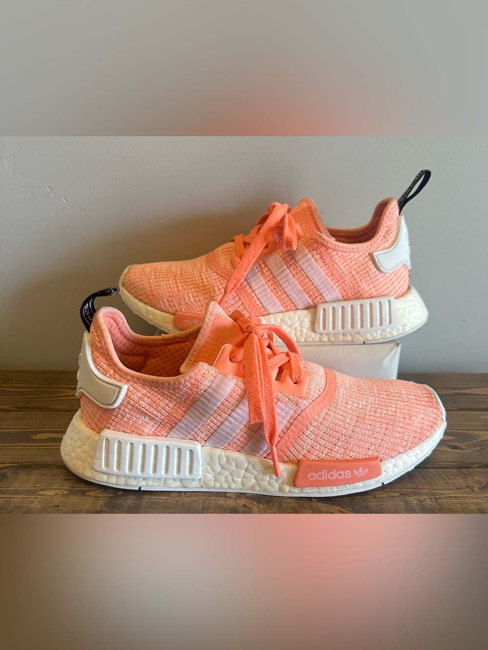 Adidas NMD Runner R1 W Sun Glow Pink Peach Coral BY3034 Boost Womens Size 7